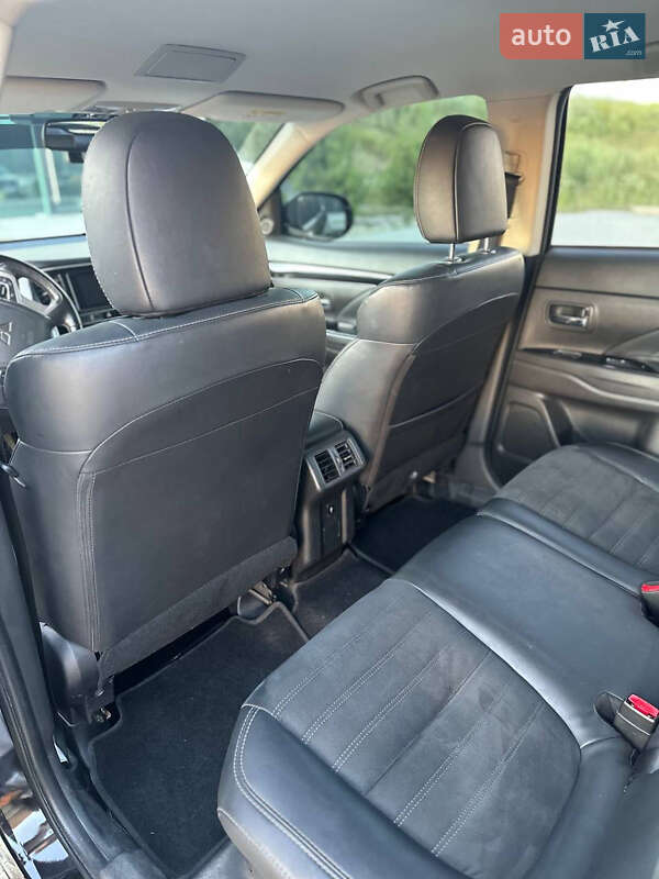 Mitsubishi Outlander 2018