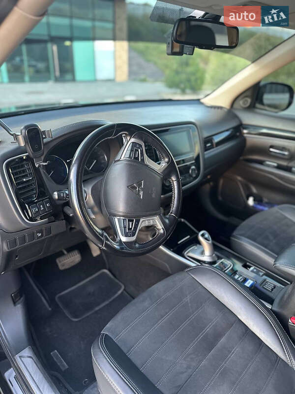 Mitsubishi Outlander 2018