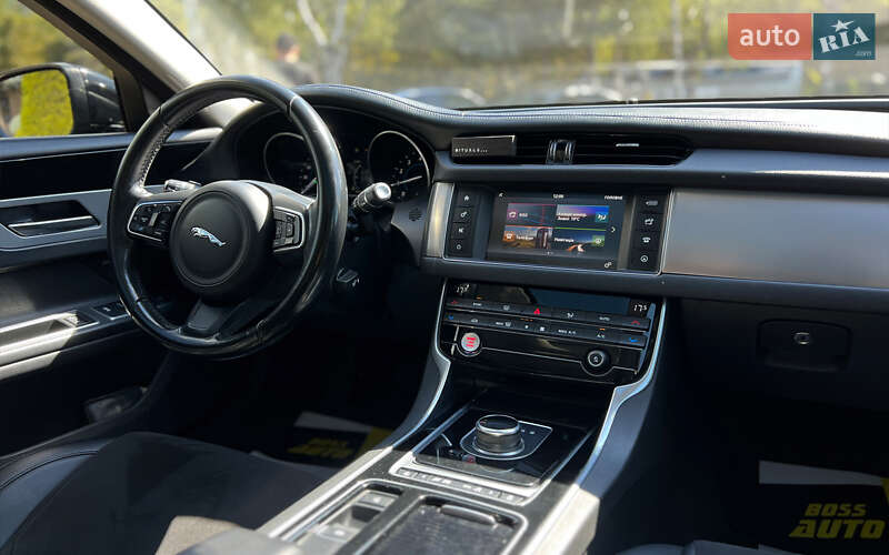 Jaguar XF 2017