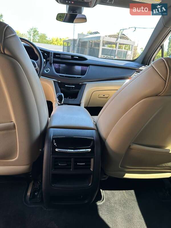 Cadillac XT5 2017