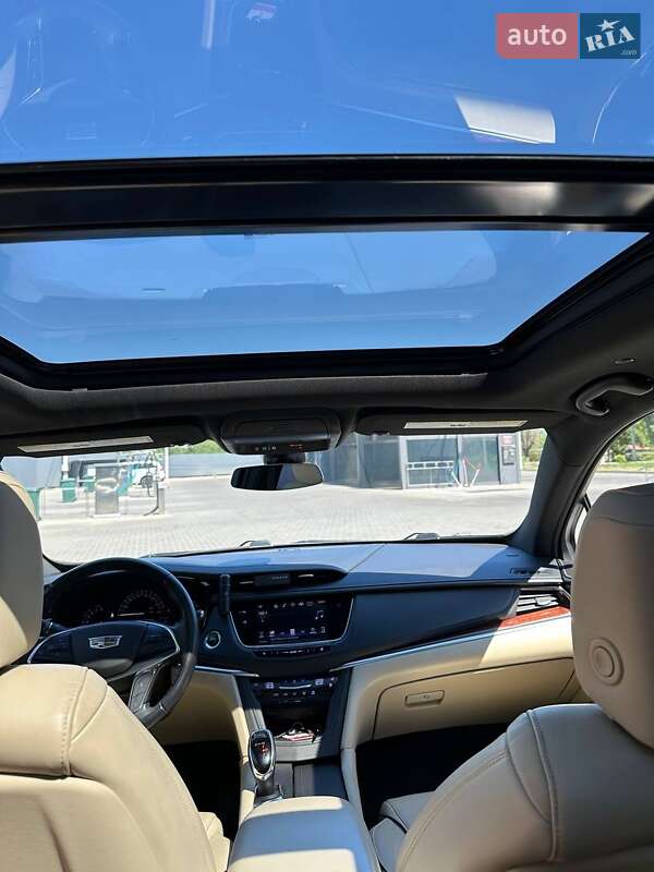 Cadillac XT5 2017