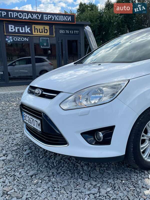 Ford Grand C-Max 2012