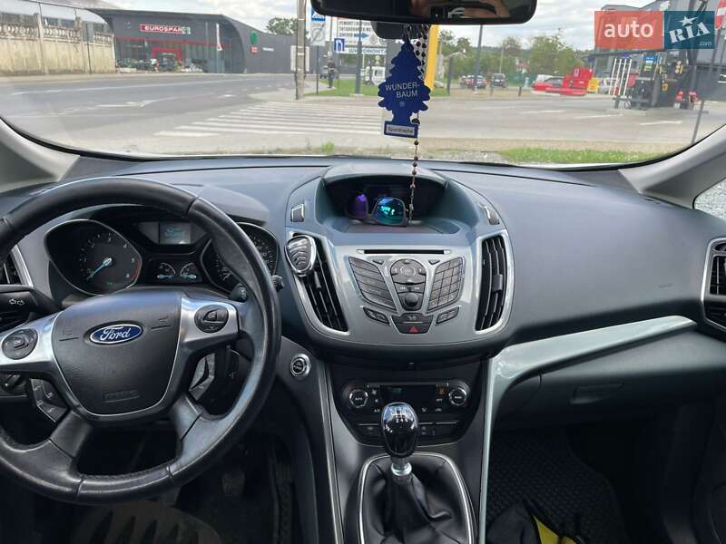 Ford Grand C-Max 2012