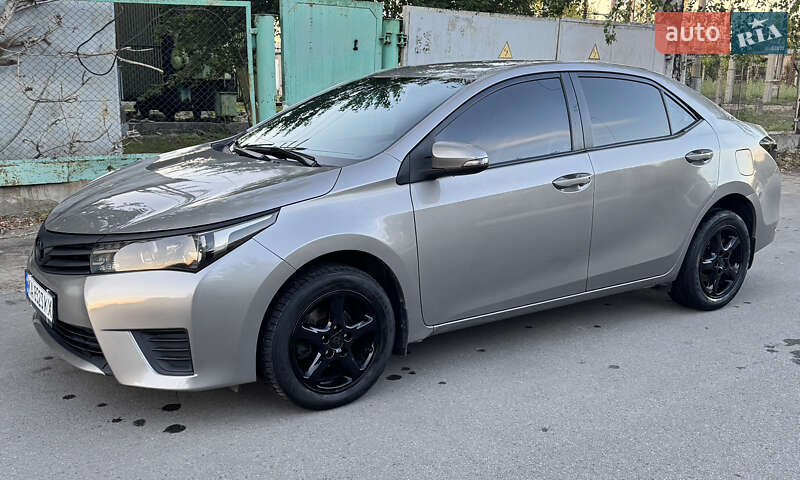 Toyota Corolla 2013