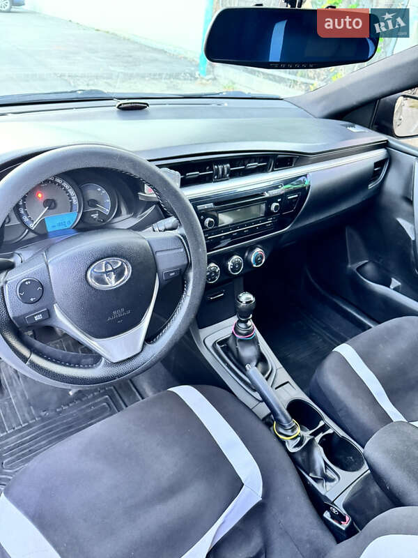 Toyota Corolla 2013
