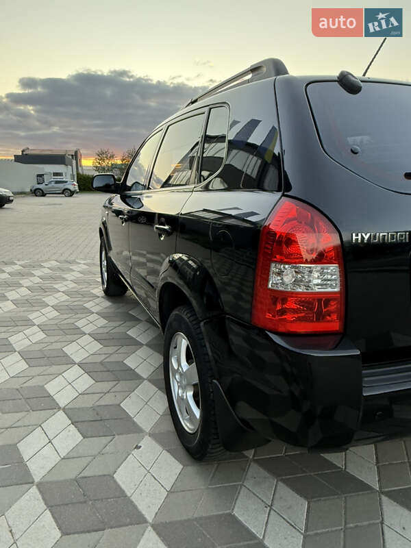Hyundai-35