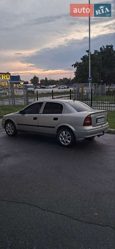 Opel Astra 2007