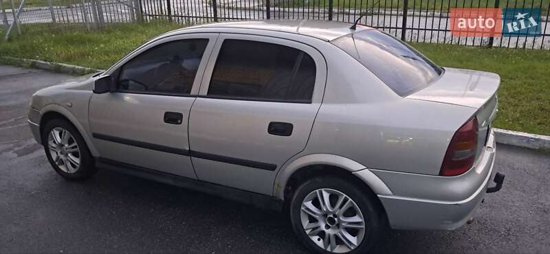 Opel Astra 2007
