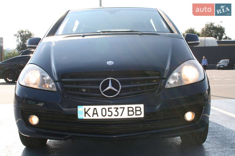 Mercedes-Benz A-Class 2011