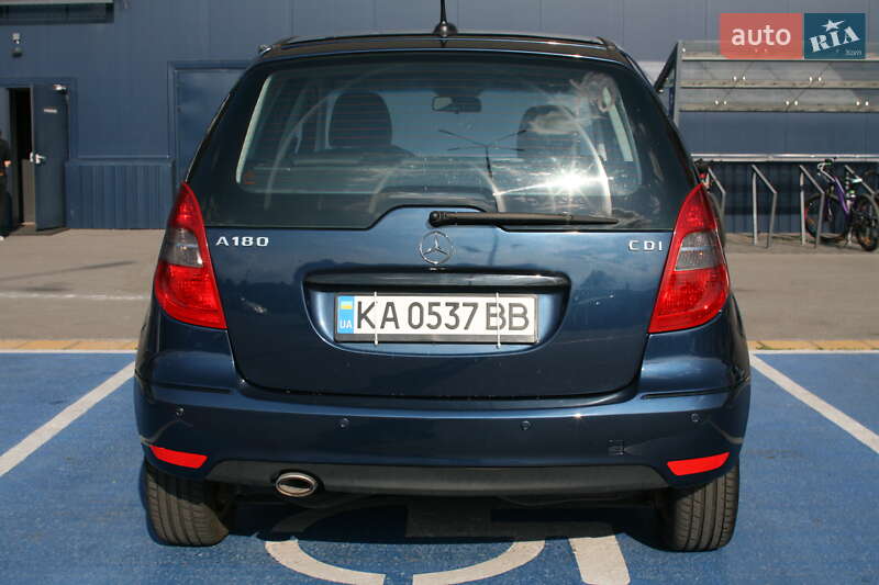 Mercedes-Benz A-Class 2011
