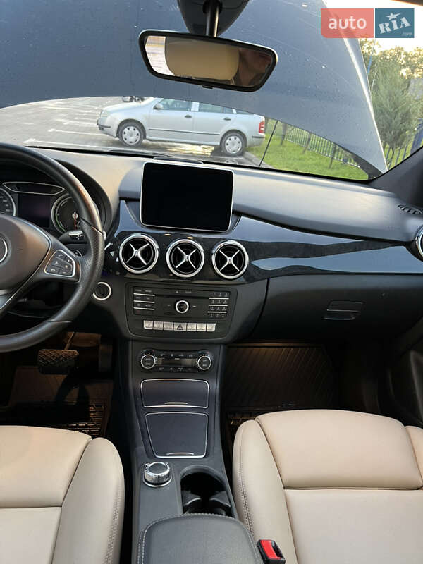 Mercedes-Benz B-Class 2015
