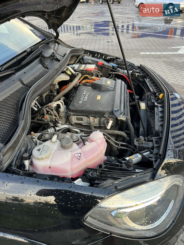 Mercedes-Benz B-Class 2015