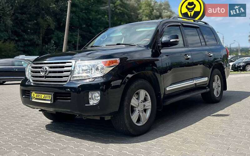 Toyota Land Cruiser 2012