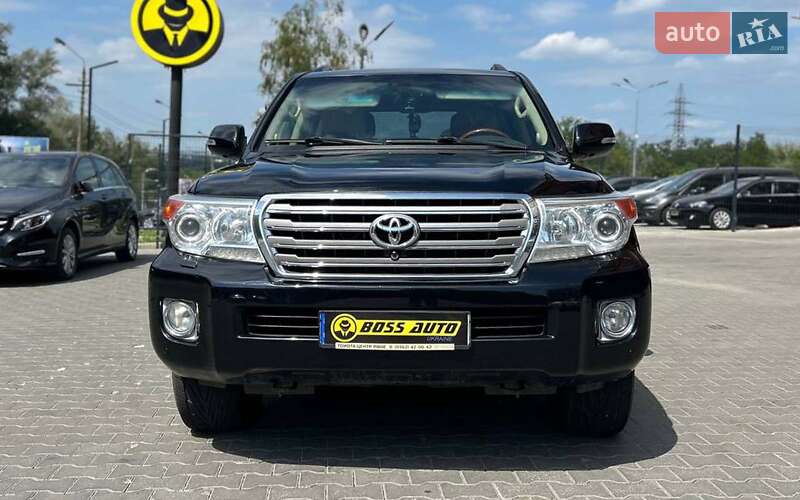 Toyota Land Cruiser 2012