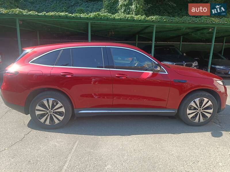 Mercedes-Benz EQC 2021