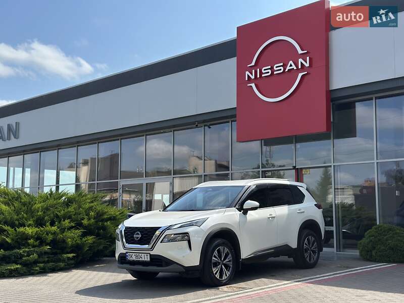 Nissan-0