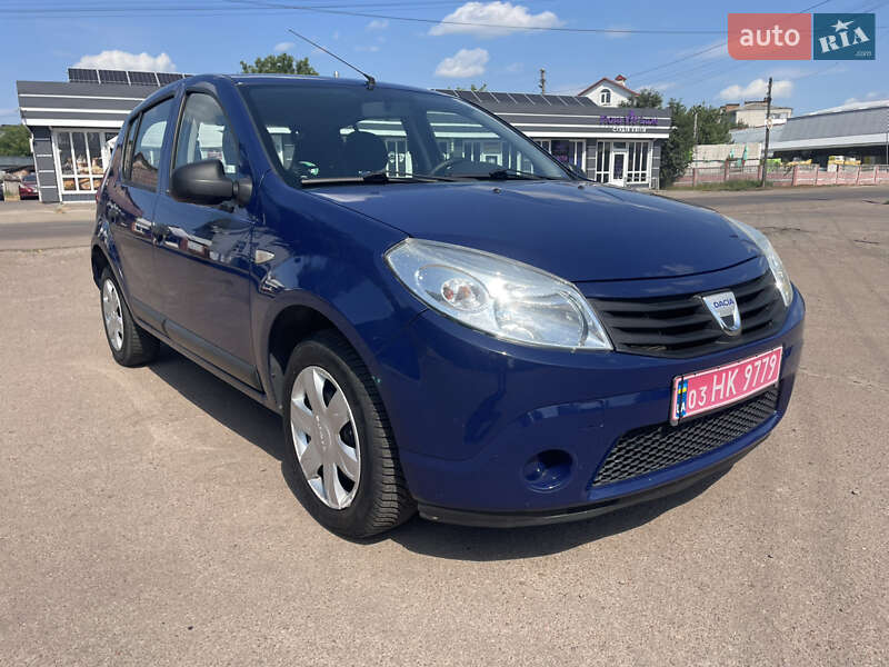 Dacia Sandero 2010