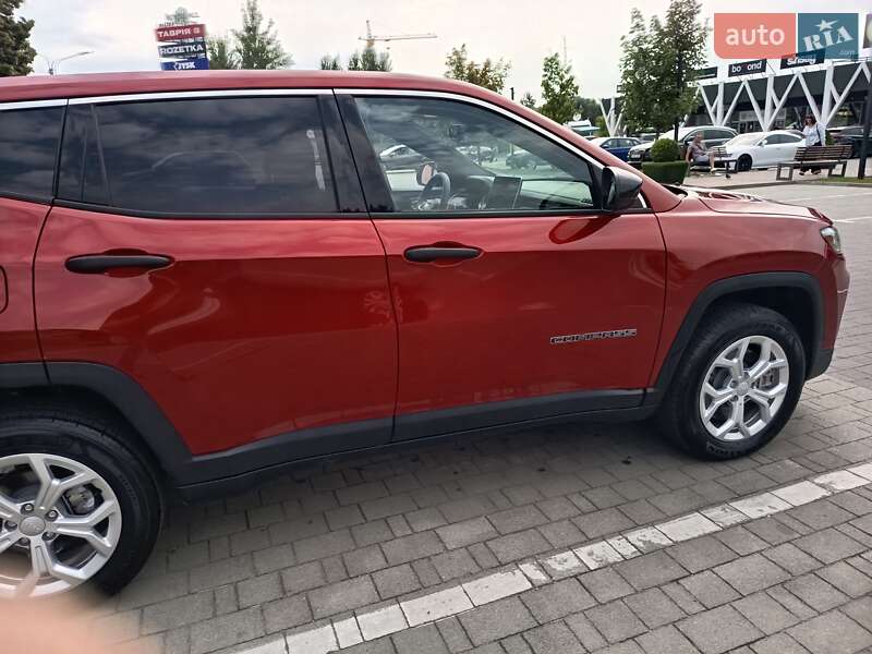 Jeep Compass 2024