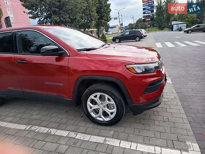 Jeep Compass 2024