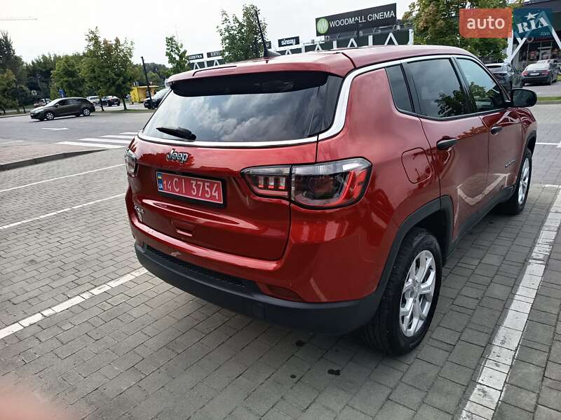 Jeep Compass 2024