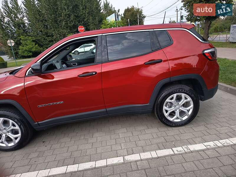 Jeep Compass 2024