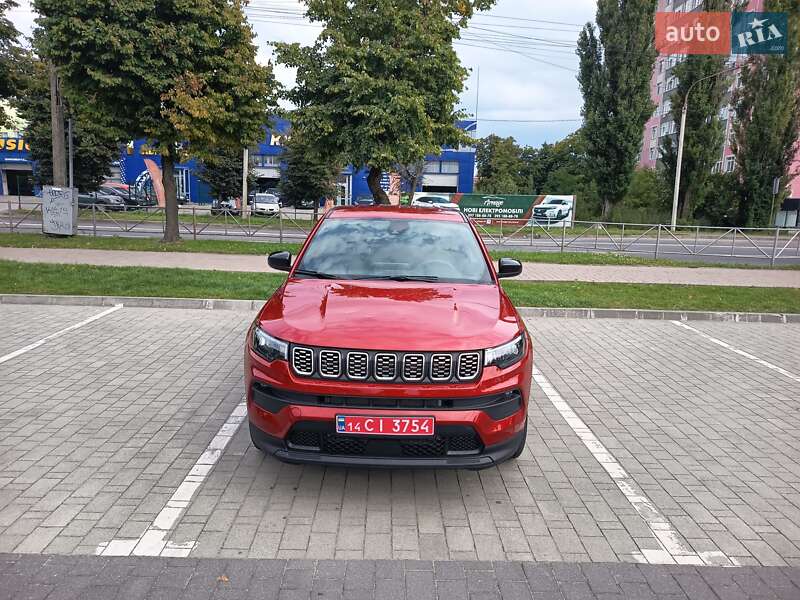 Jeep Compass 2024