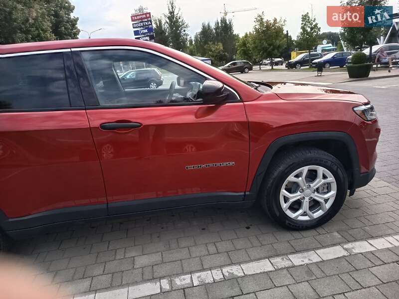 Jeep Compass 2024