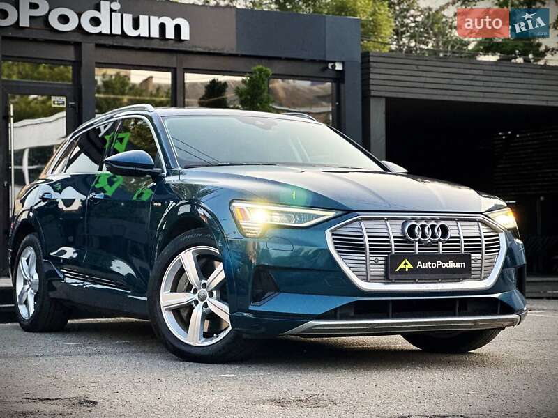 Audi-35