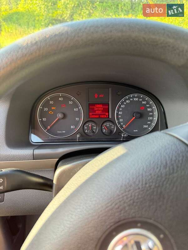 Volkswagen Touran 2008