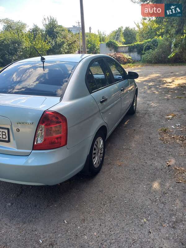 Hyundai Accent 2007