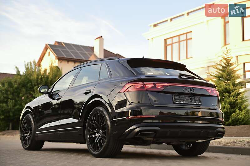 Audi Q8 2025