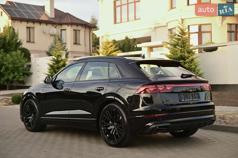 Audi Q8 2025