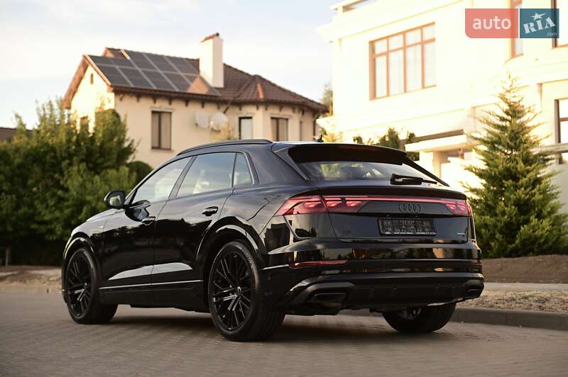 Audi Q8 2025