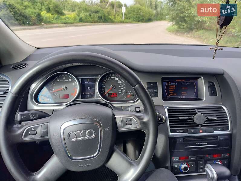 Audi-4