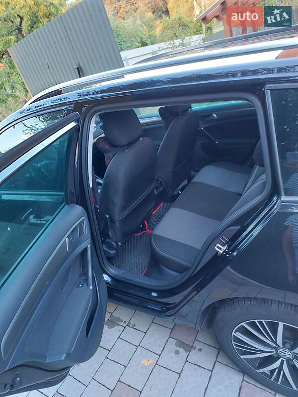 Volkswagen Golf 2016