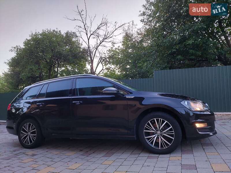 Volkswagen Golf 2016