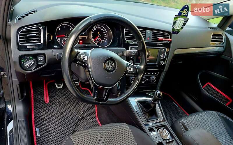 Volkswagen Golf 2016