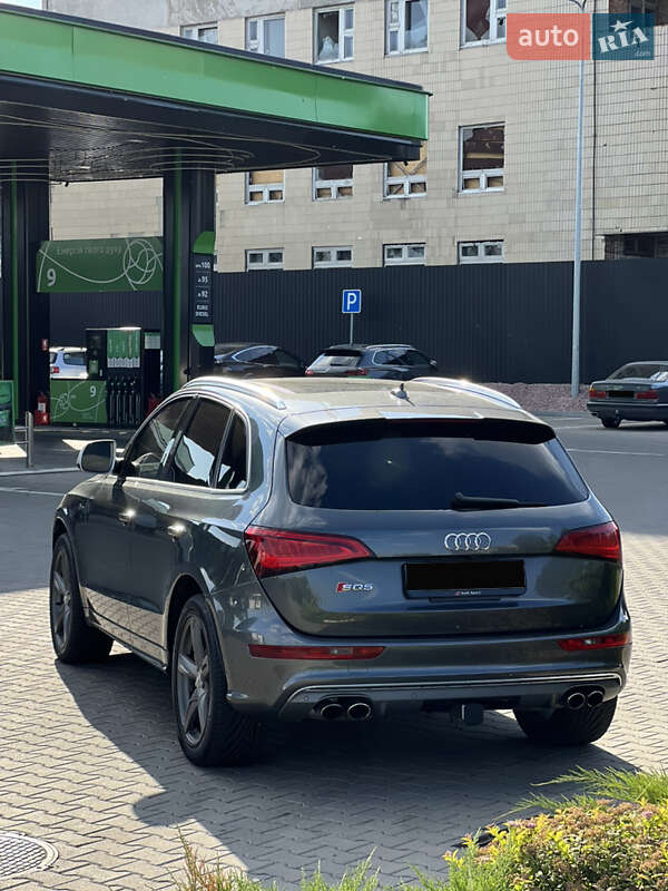 Audi SQ5 2016