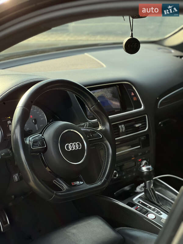 Audi SQ5 2016