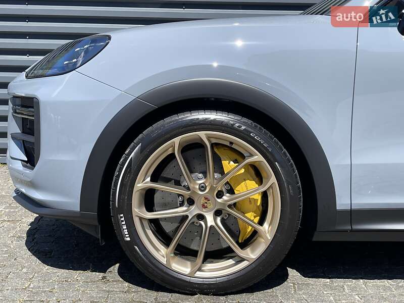 Porsche Cayenne Coupe 2024