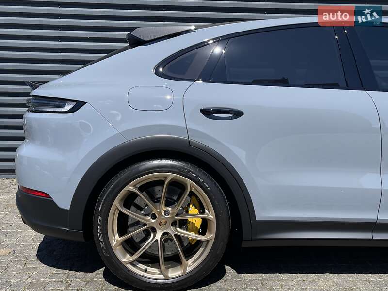 Porsche Cayenne Coupe 2024