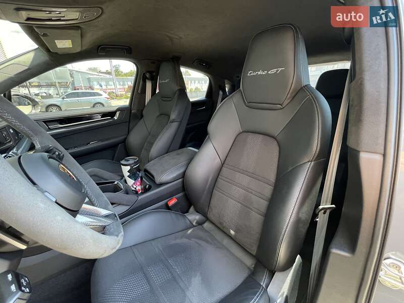 Porsche Cayenne Coupe 2024