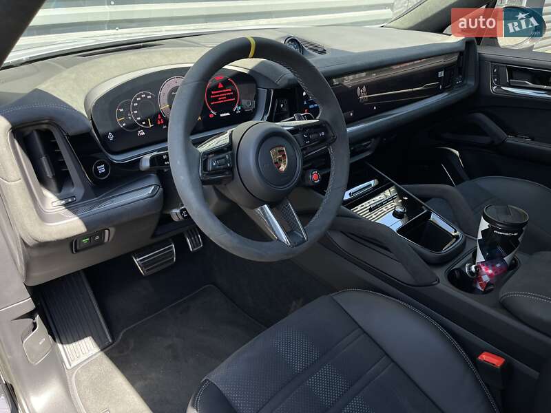 Porsche Cayenne Coupe 2024