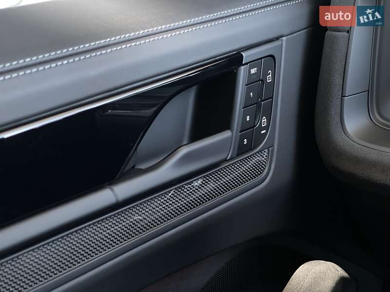 Porsche Cayenne Coupe 2024