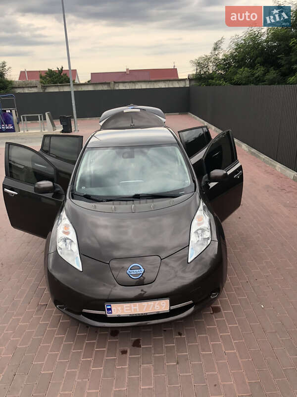 Nissan Leaf 2016