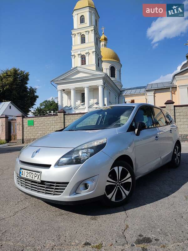 Renault Grand Scenic 2010