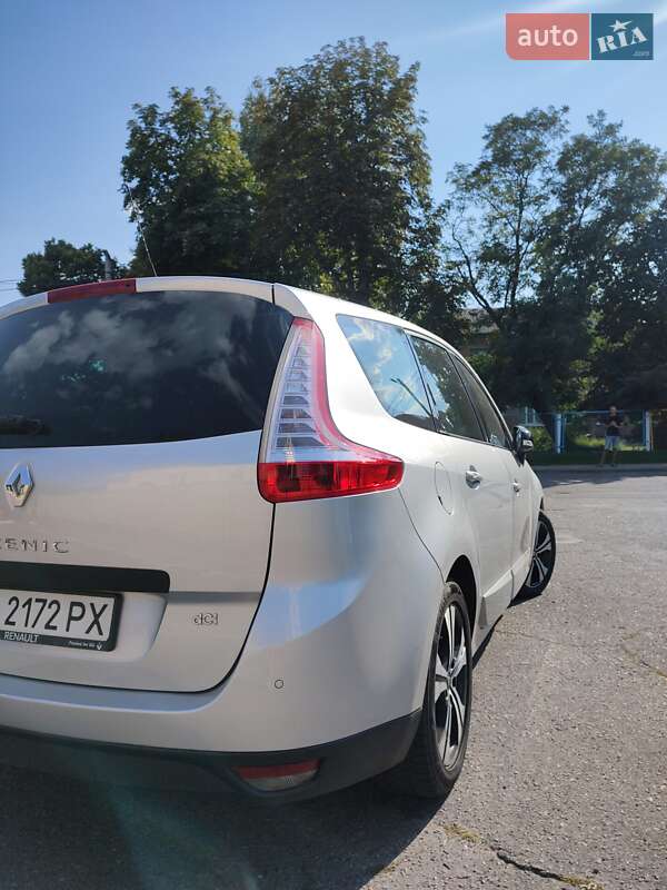 Renault Grand Scenic 2010