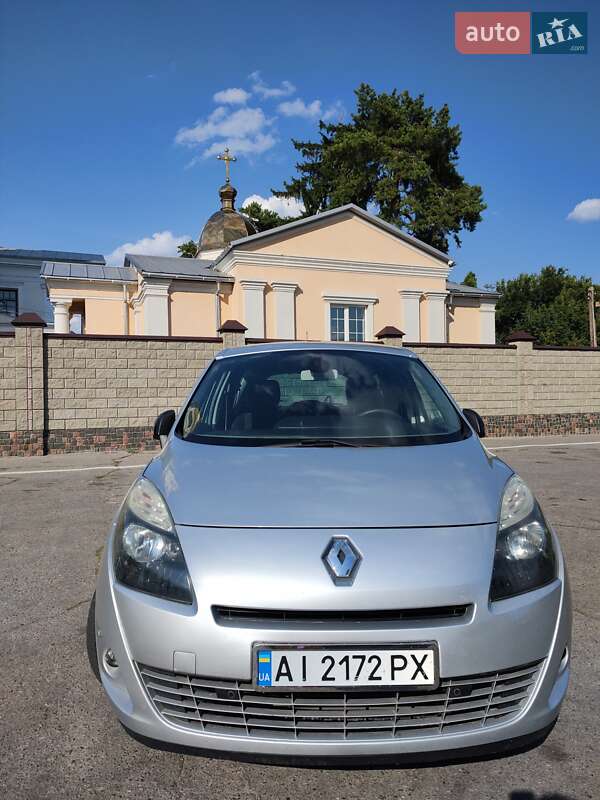 Renault Grand Scenic 2010
