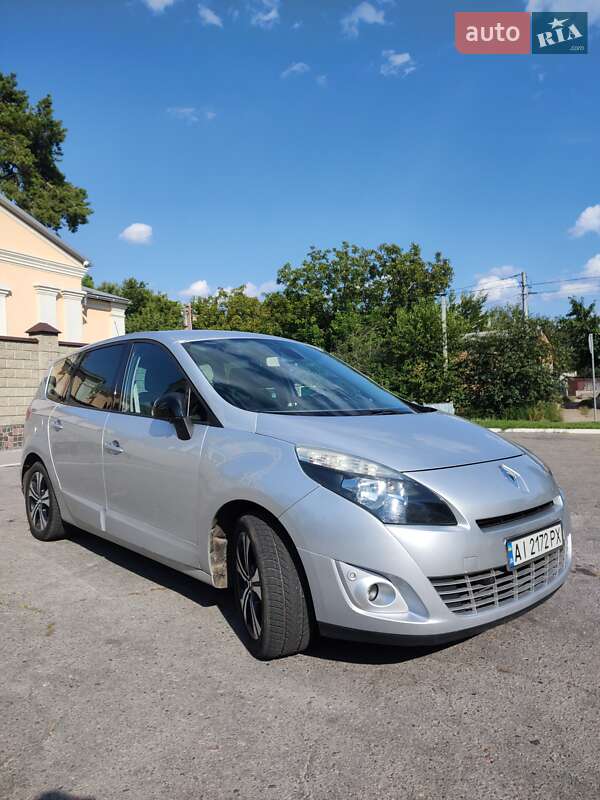 Renault Grand Scenic 2010
