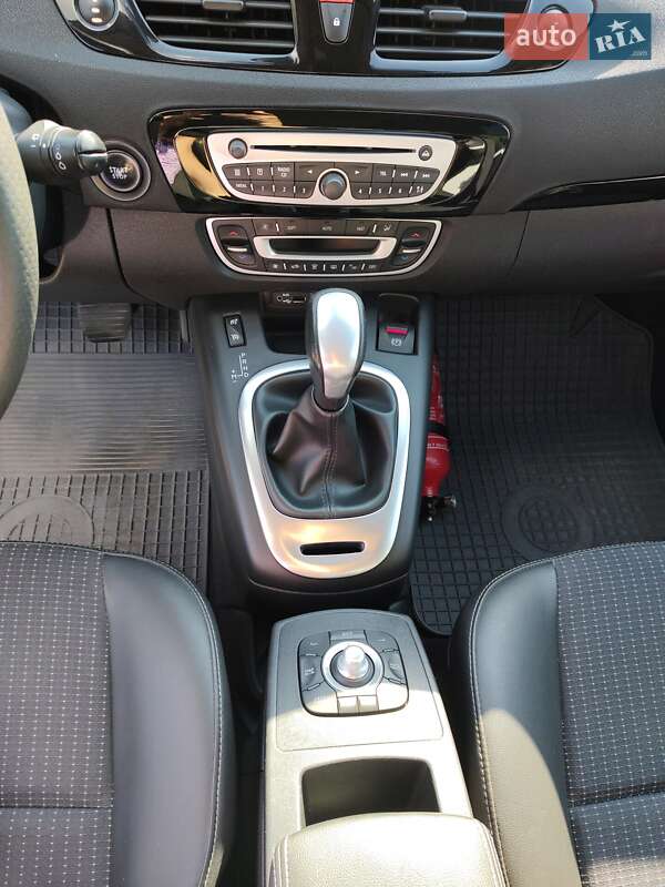 Renault Grand Scenic 2010